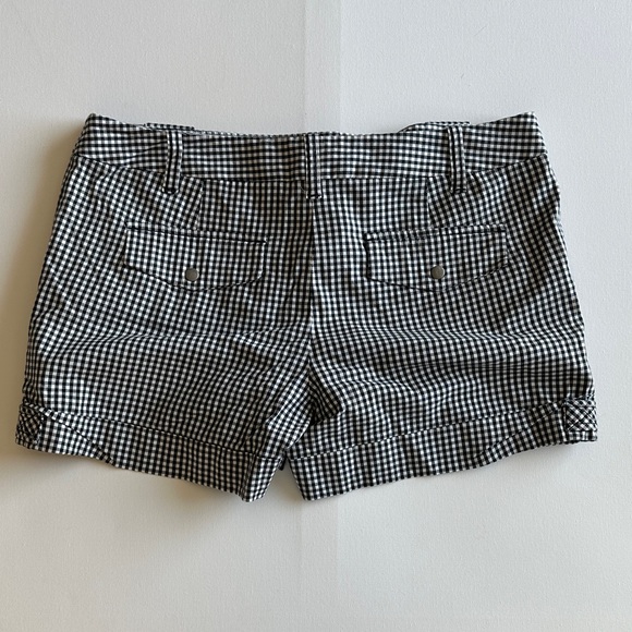 LOFT Black White Gingham Shorts Size 8 Cuffed Hem Summer Picnic Style - Picture 4 of 8